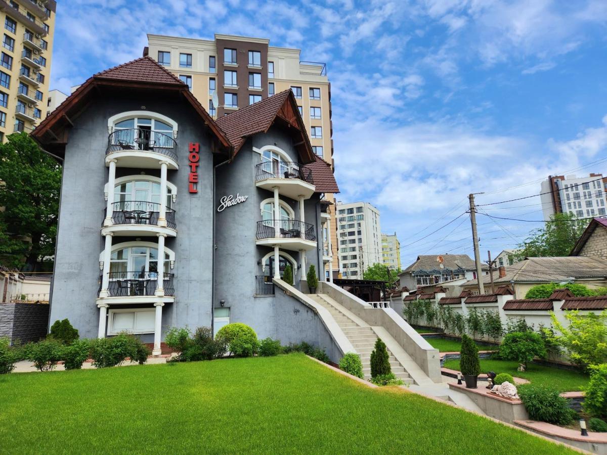 Shadow Boutique Hotel & Spa Chişinǎu Buitenkant foto
